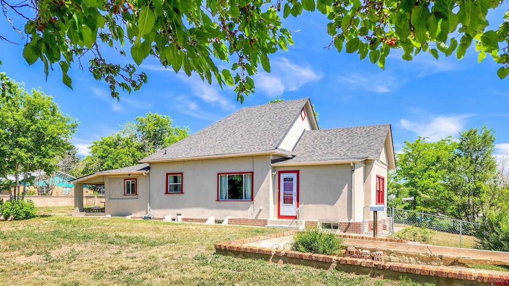 1205 N Linden