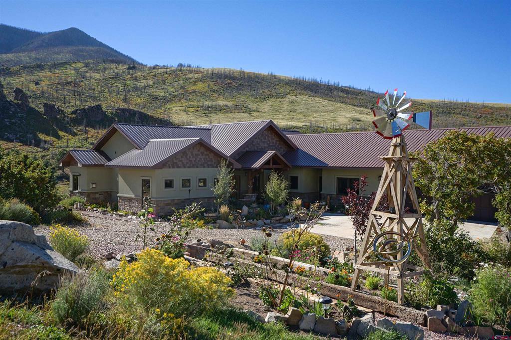 1833 Yellowstone Creek Road Property Photo 2