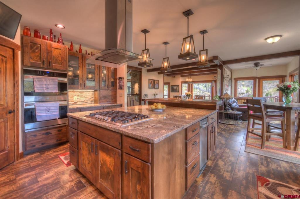 1833 Yellowstone Creek Road Property Photo 17