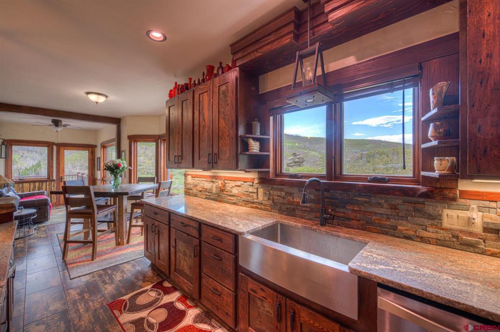 1833 Yellowstone Creek Road Property Photo 18