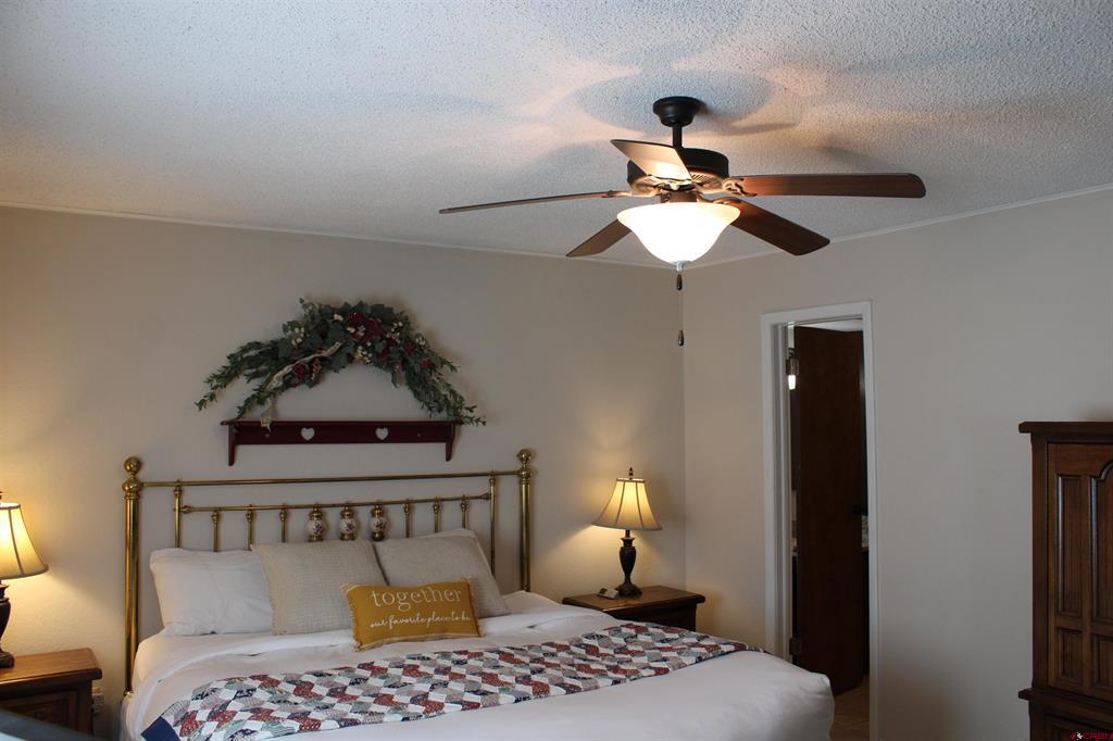 217 Pinon Causeway Property Photo 8