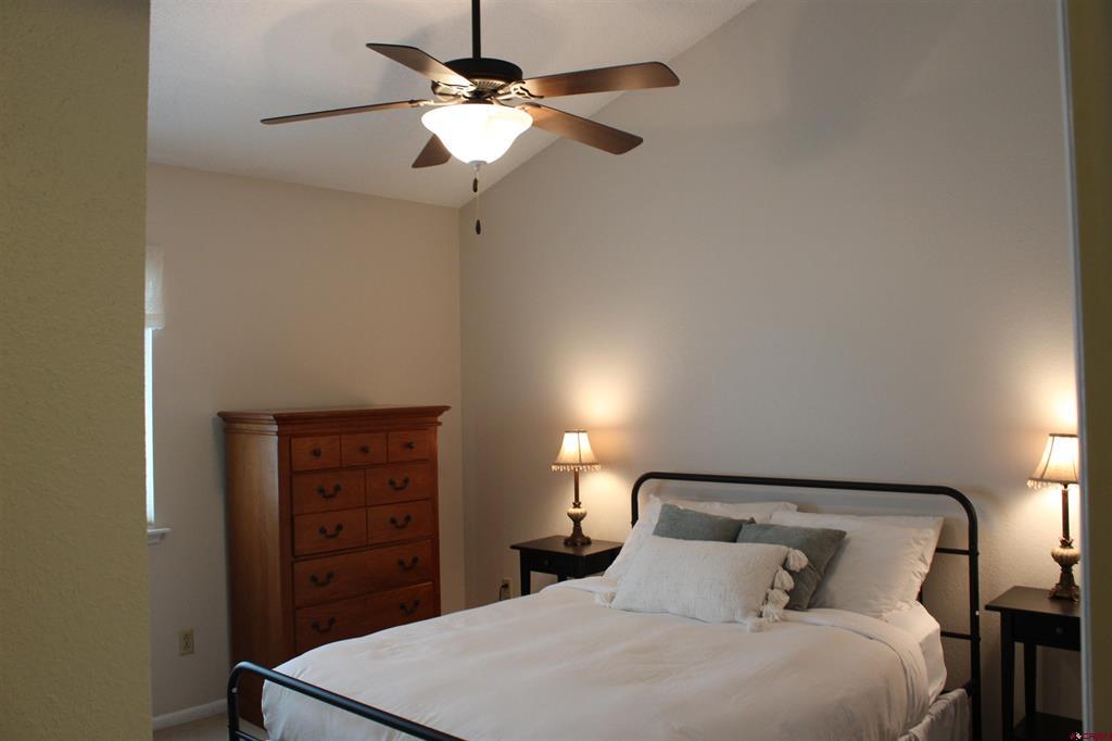 217 Pinon Causeway Property Photo 12