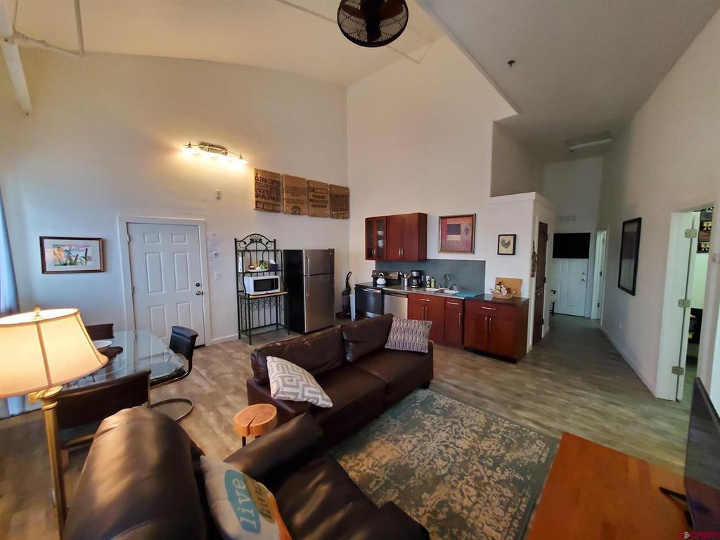 147 E Main Property Photo 31