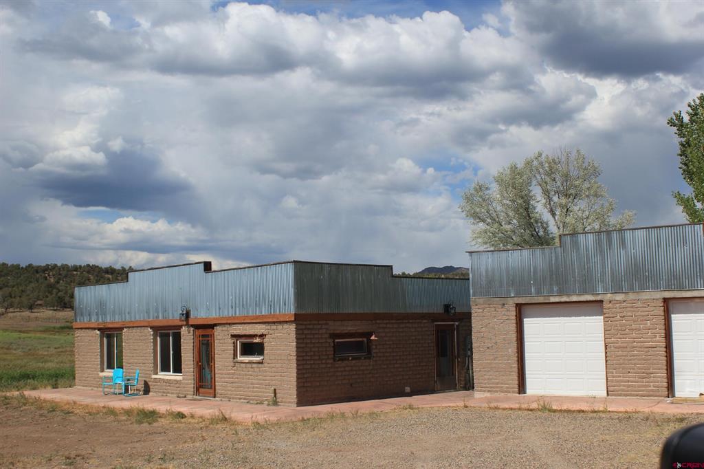 8866 State Highway 151 Property Photo 1