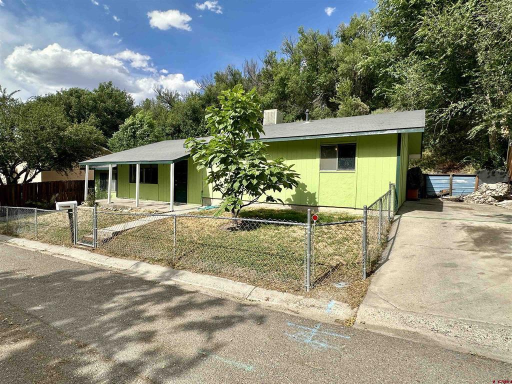 607 Tonys Alley Property Photo 1