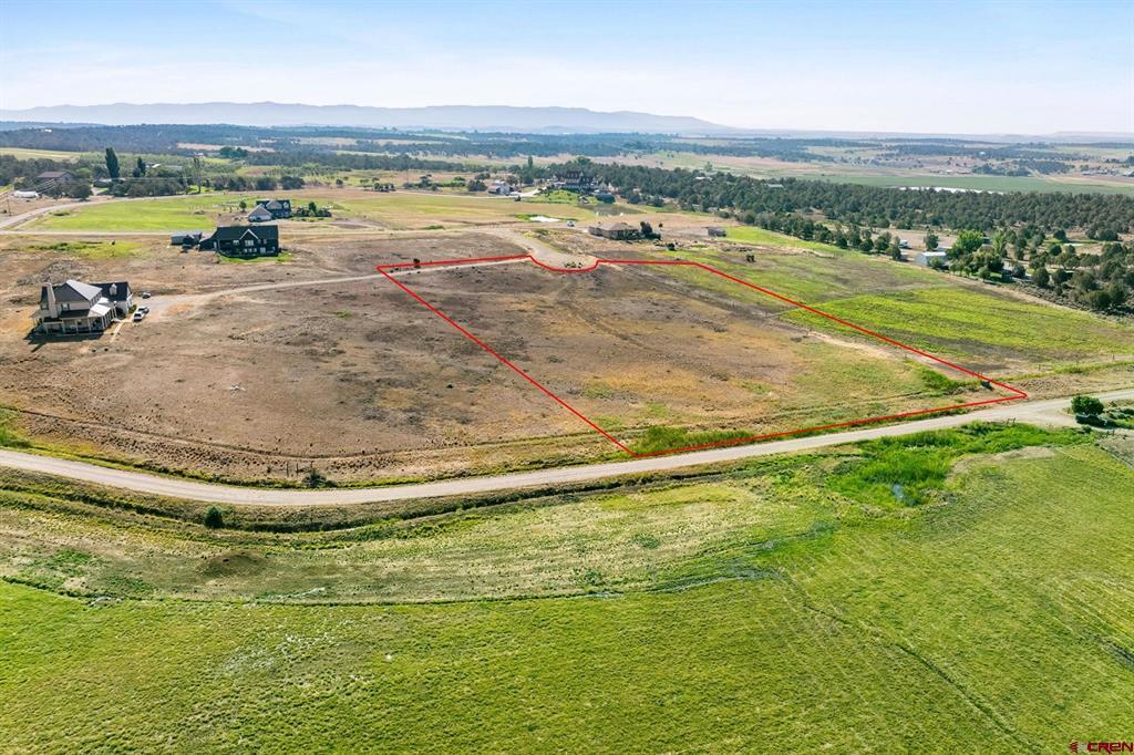 180 Russet Ridge Property Photo 1