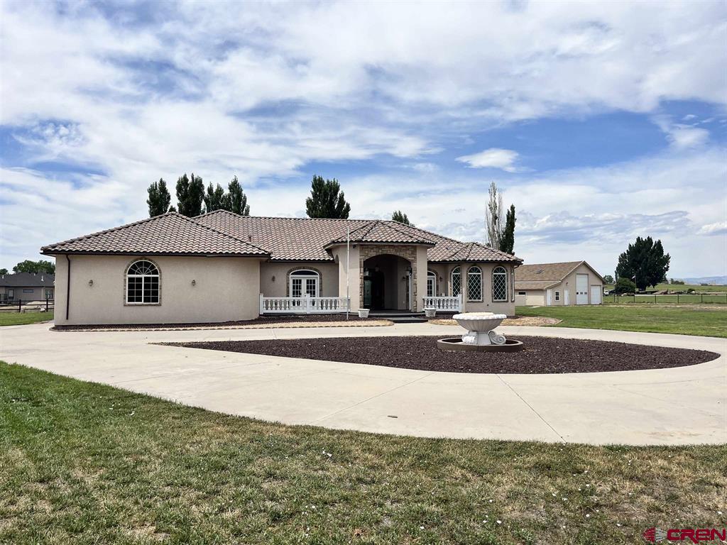 1630 La Mesa Court Property Photo 1
