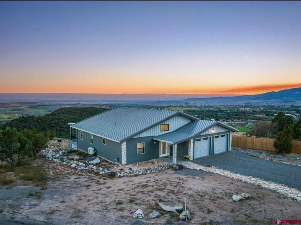 24203 Valley View Circle Property Photo 1