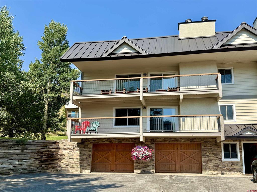 721 Gothic Road Property Photo 1