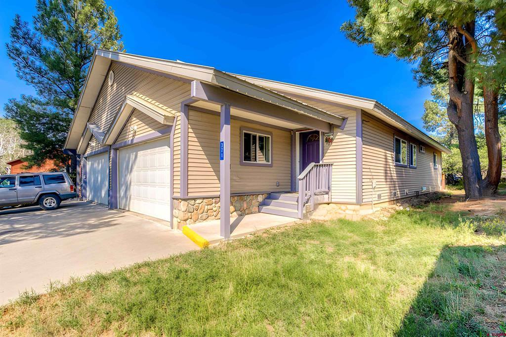371 E Golf Place Property Photo 1