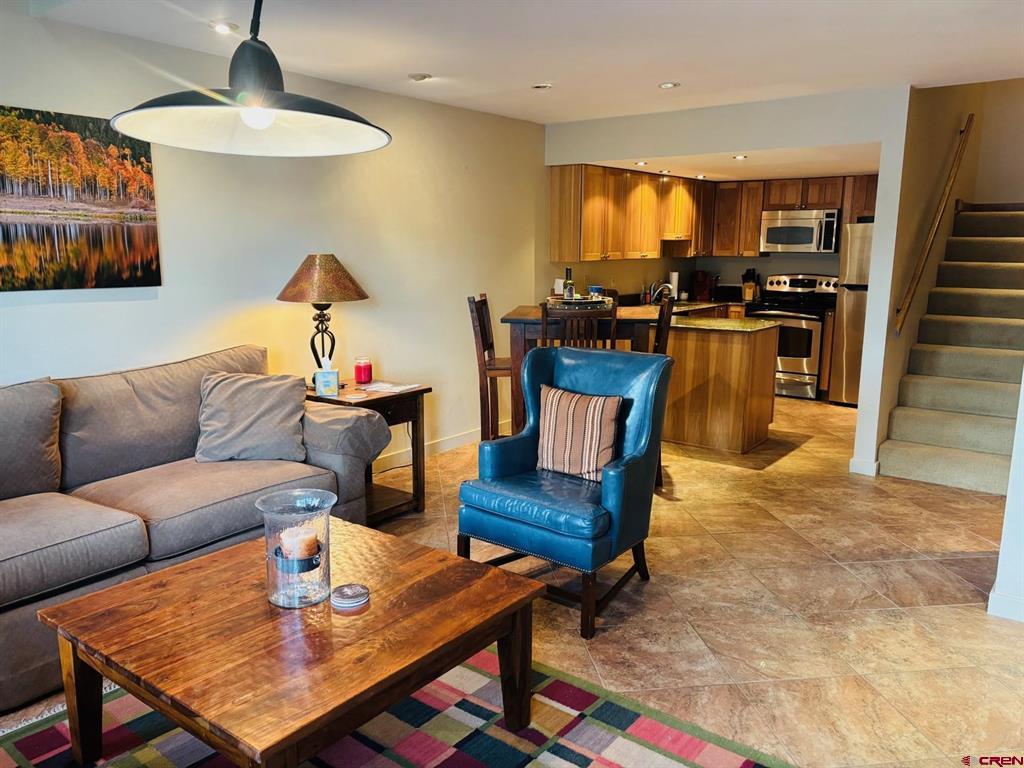6 Ferringway Circle Property Photo 2