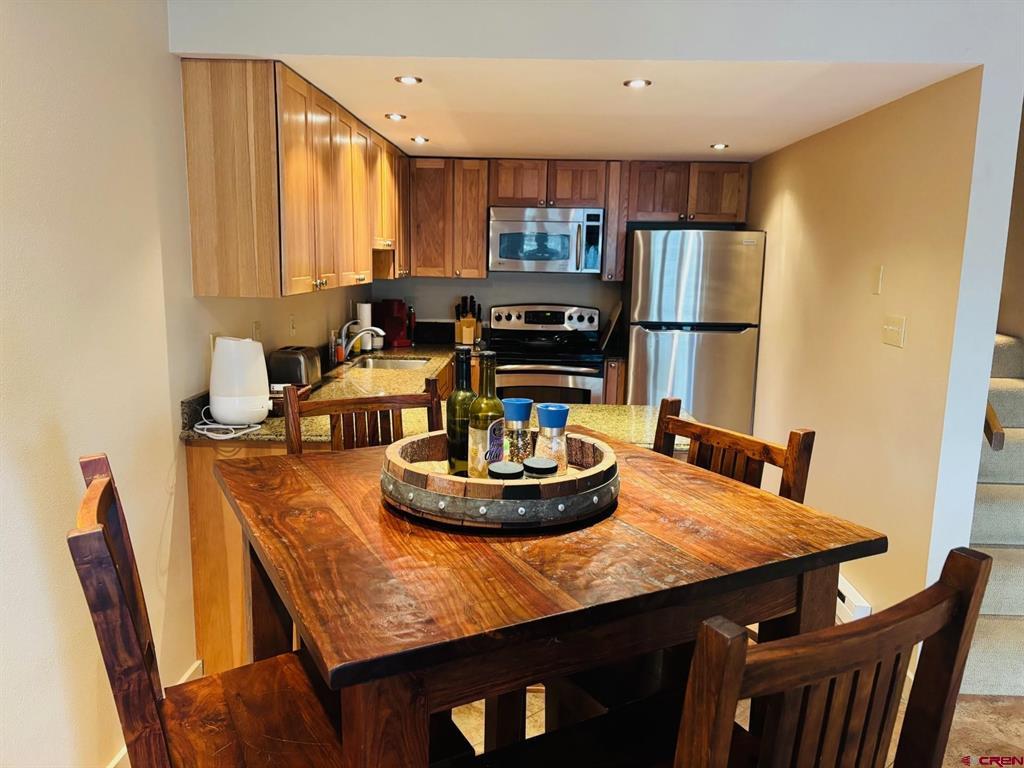 6 Ferringway Circle Property Photo 6