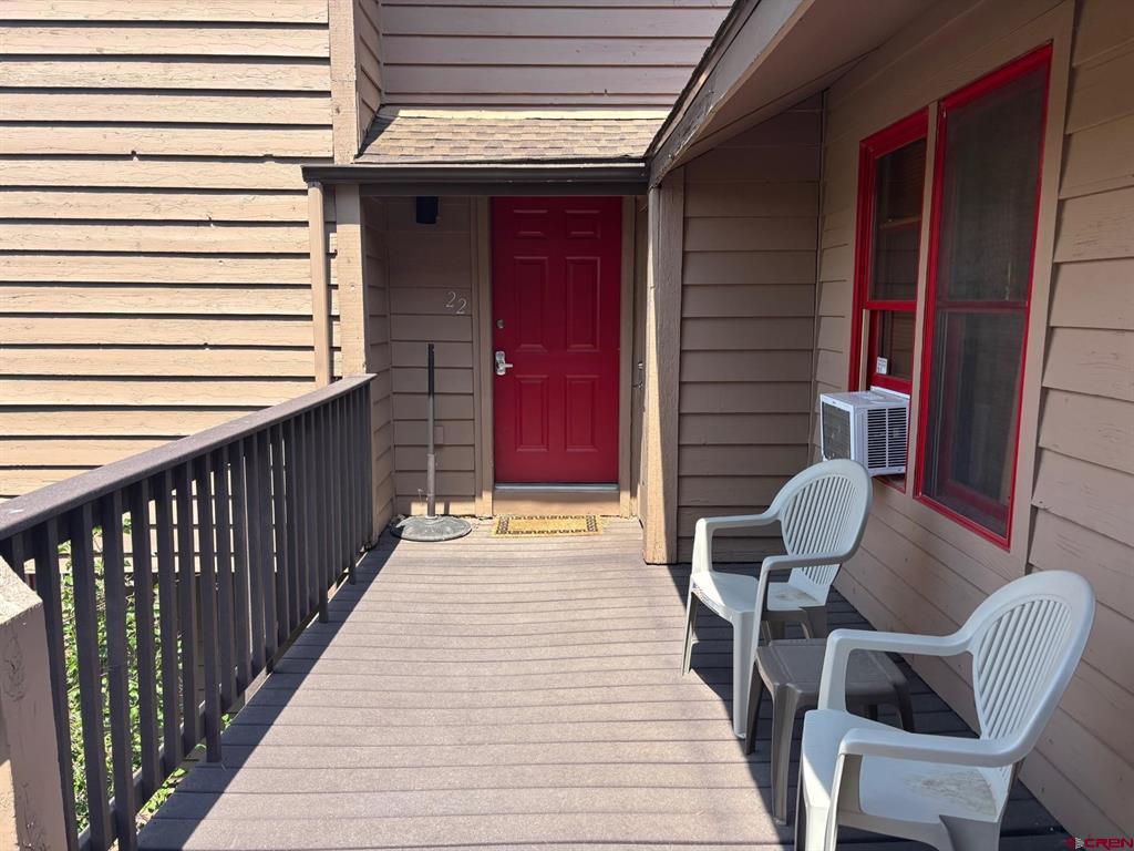 6 Ferringway Circle Property Photo 13