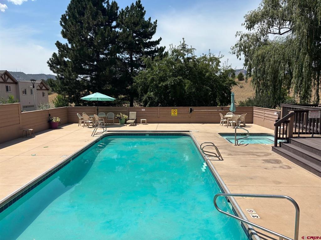6 Ferringway Circle Property Photo 15