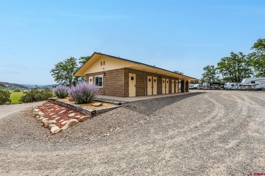 19 Lazy Lane Property Photo 13