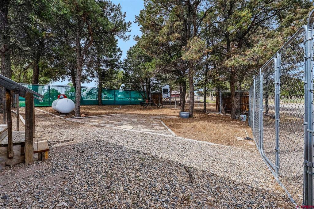 19 Lazy Lane Property Photo 40