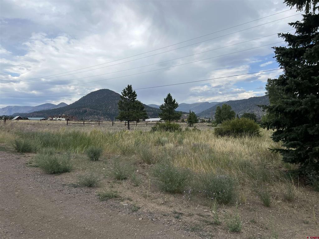 137 Rivercrest Drive Property Photo 1