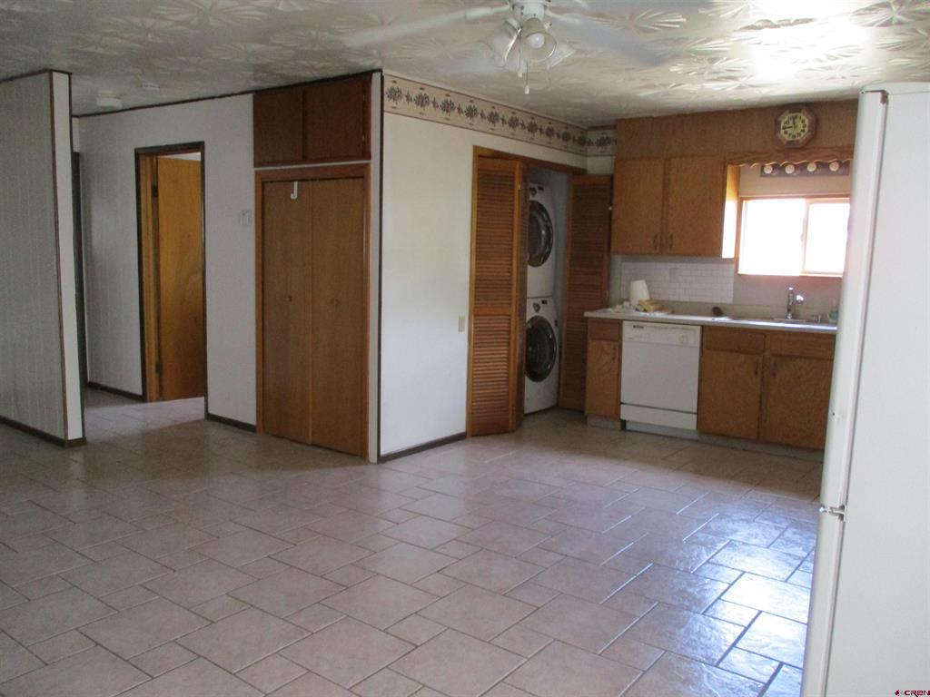 1102 Bluff Street Property Photo 11