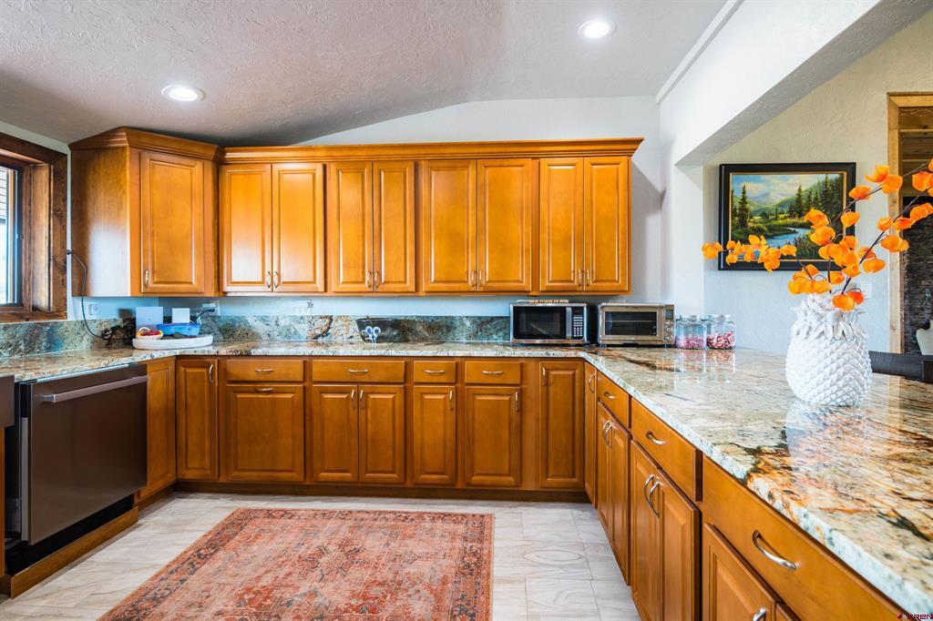 28890 County Road 33-ee Property Photo 3