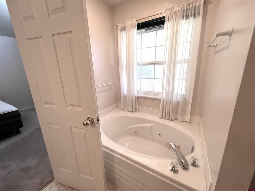 706 Apple Drive Property Photo 20