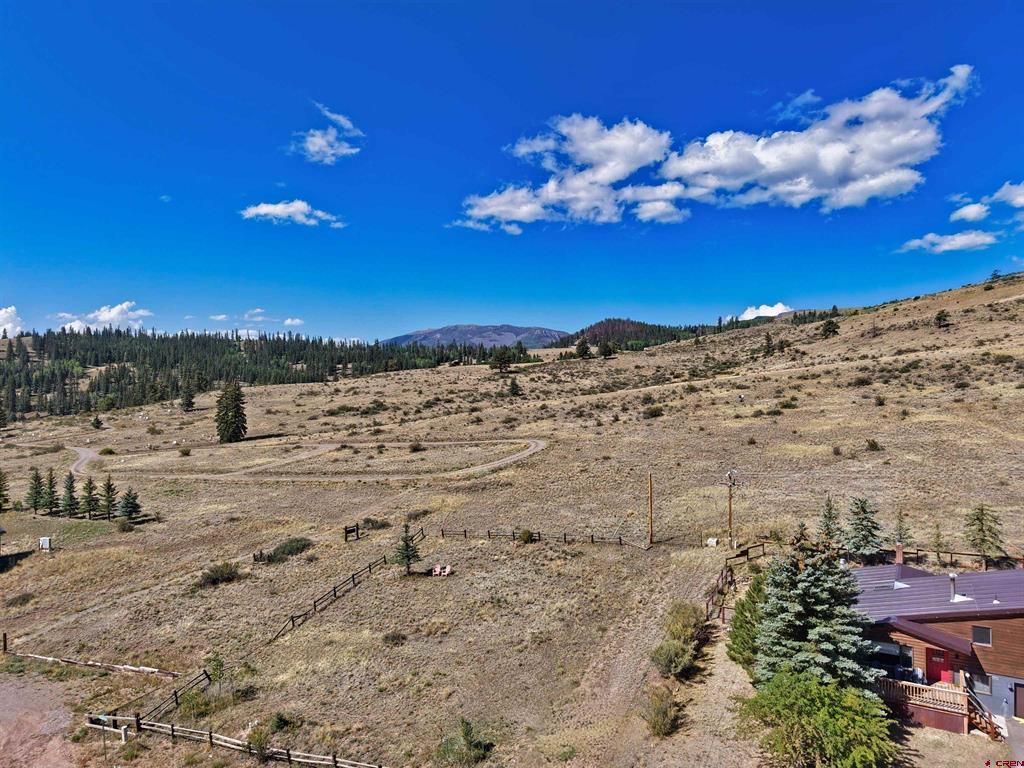 235 Bee Mcclure Drive Property Photo 5