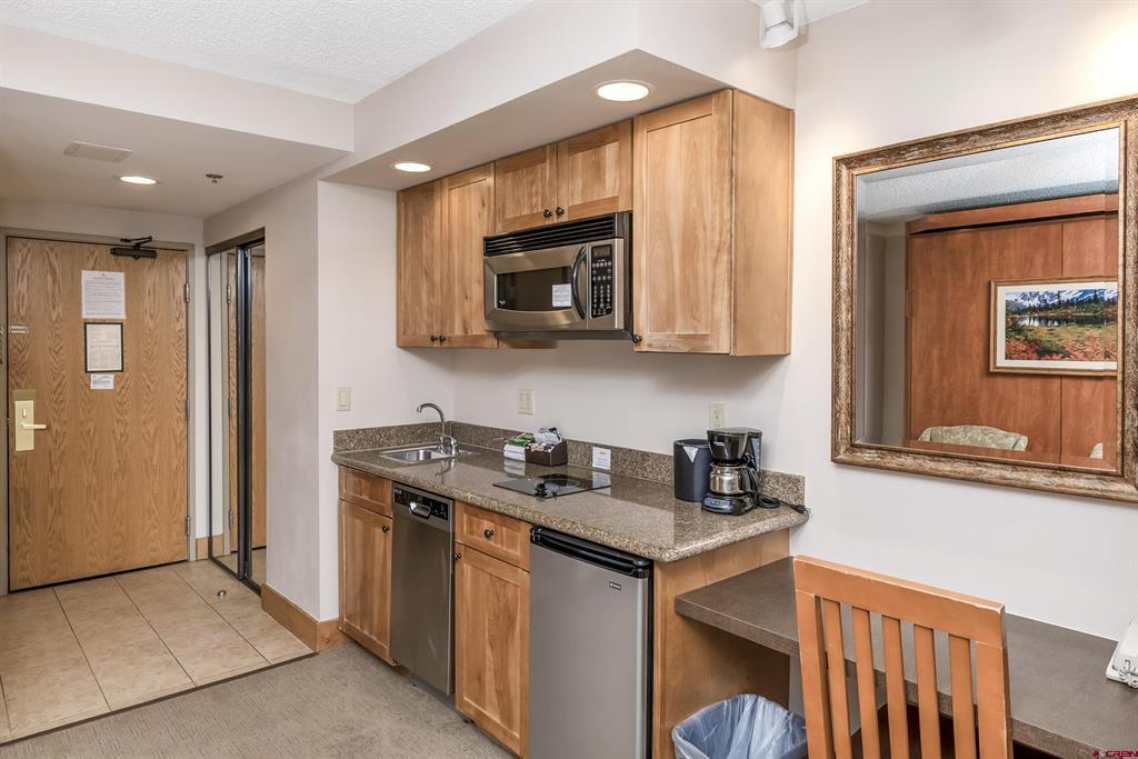 6 Emmons Road Property Photo 4