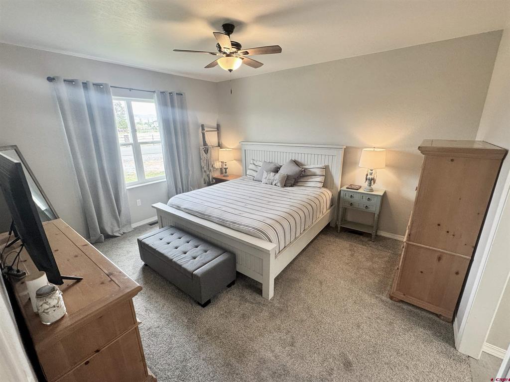 2802 Glacier Drive Property Photo 16