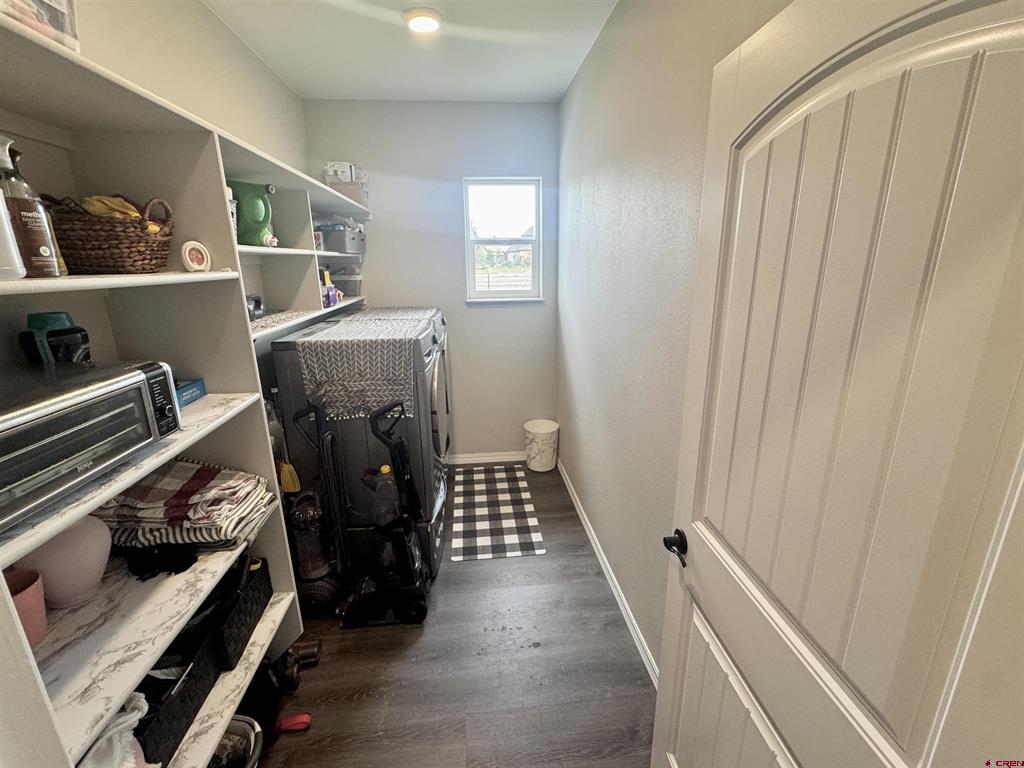 2802 Glacier Drive Property Photo 26