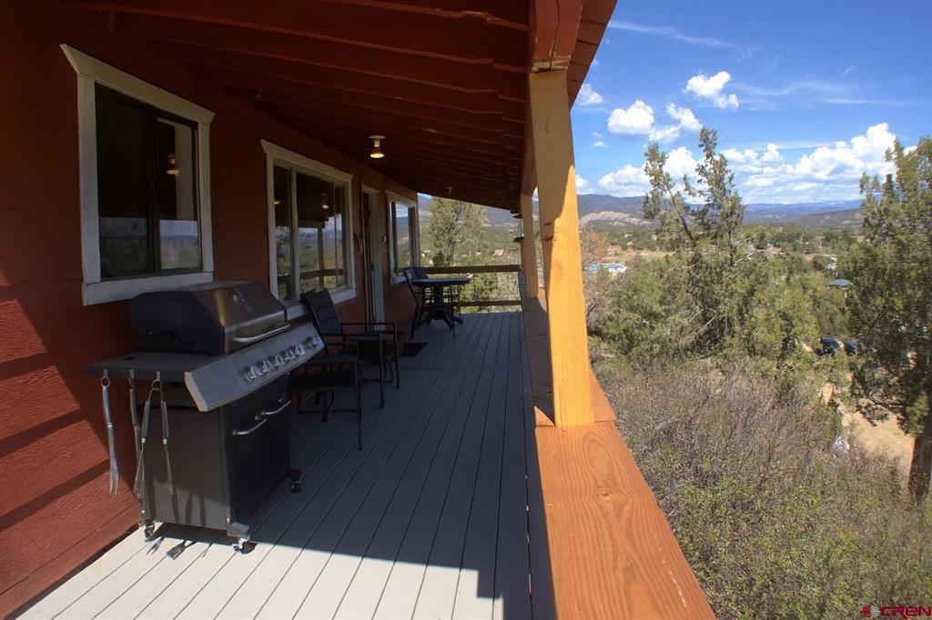 155 Lake View Property Photo 7