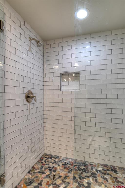 314 N Tamarron Drive Property Photo 26