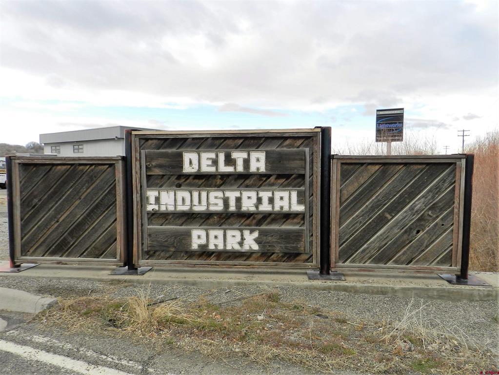 675 Industrial Boulevard Property Photo 24