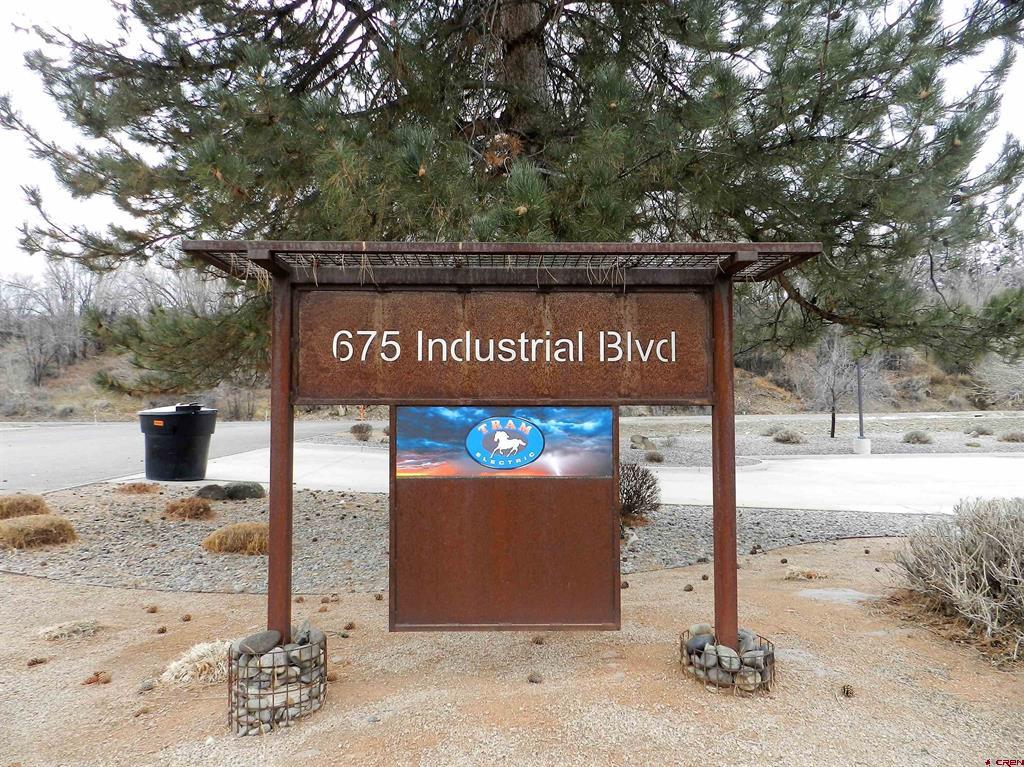 675 Industrial Boulevard Property Photo 45