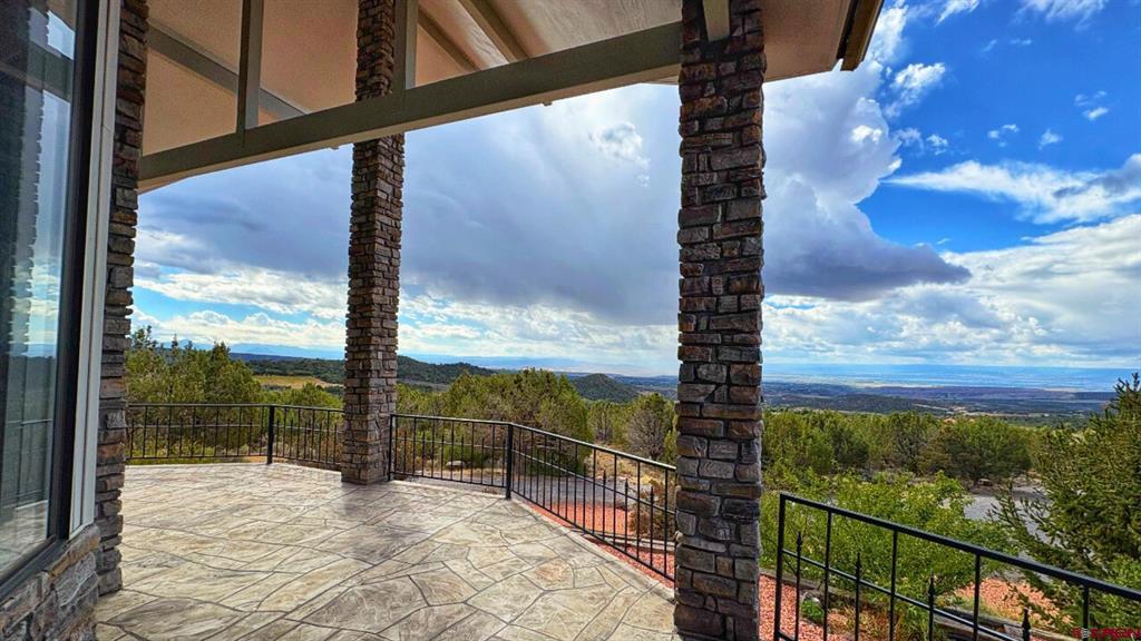 20508 Green Valley Road Property Photo 34