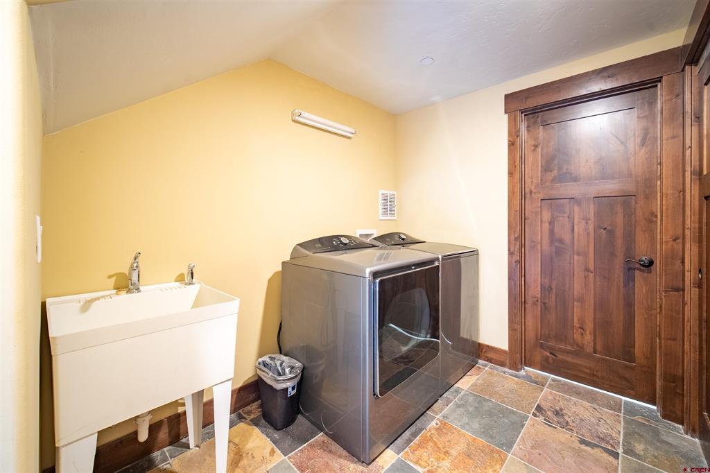 259 Engineer Drive Property Photo 20