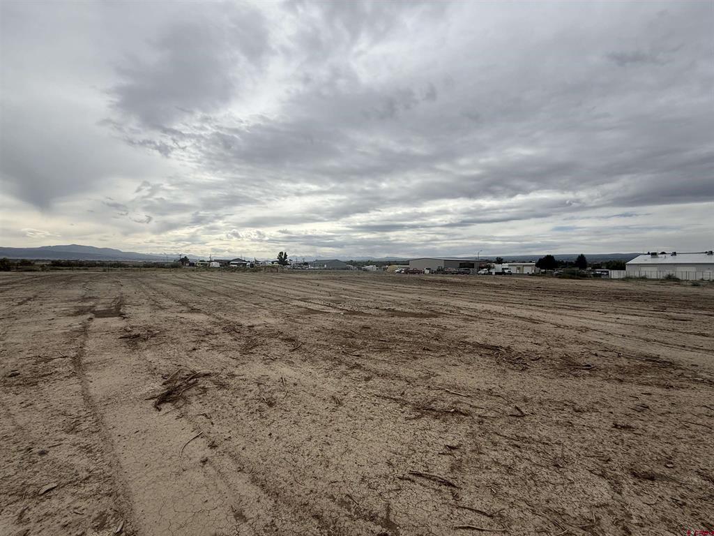 3050 Aerotech Place Property Photo 9