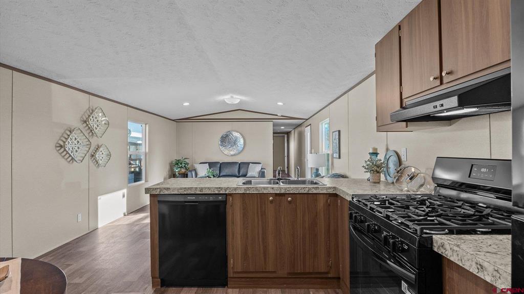 9969 Kremmling Road Property Photo 11