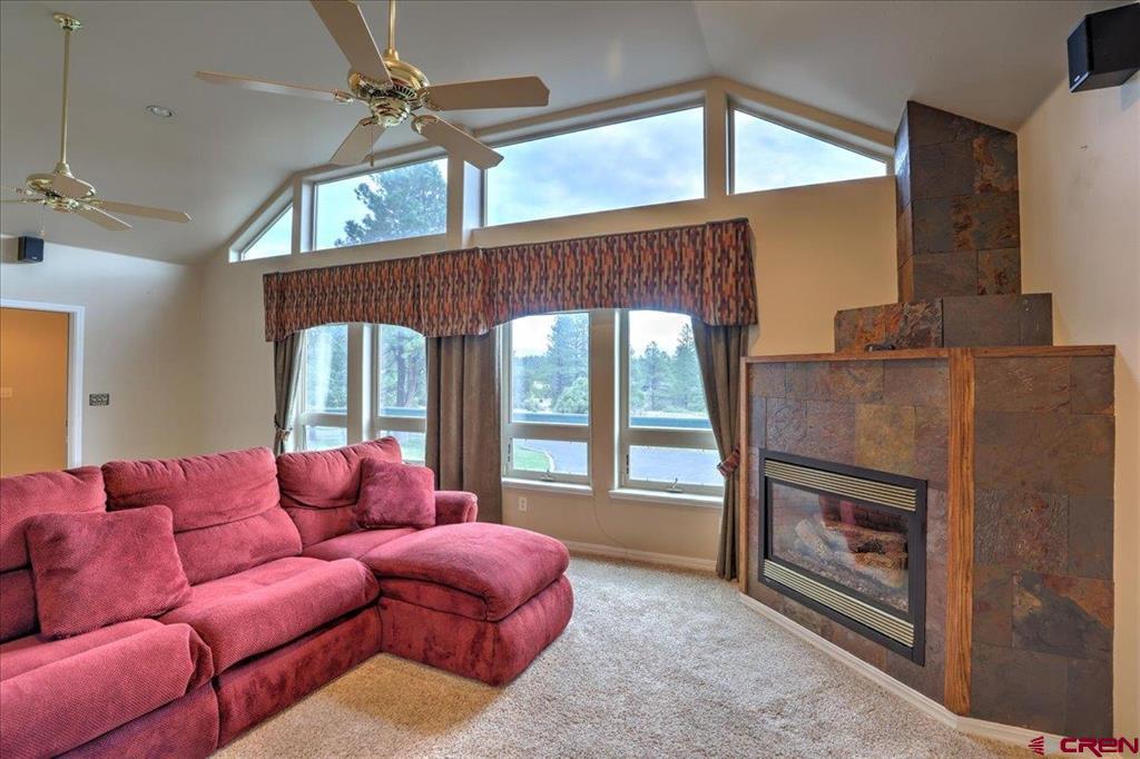 2913 Meadows Drive Property Photo 10