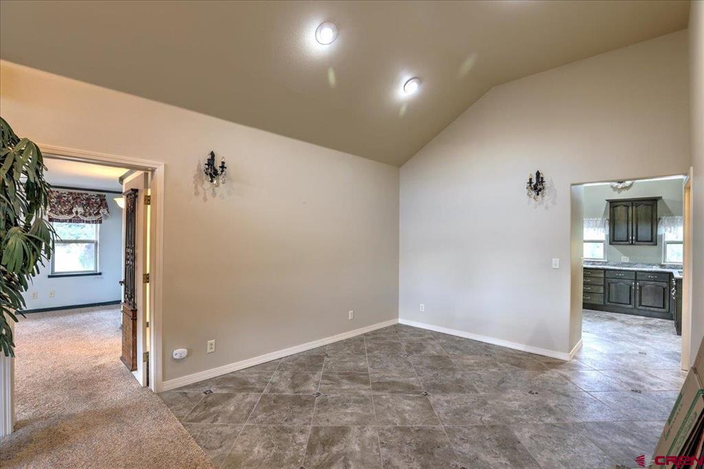 2913 Meadows Drive Property Photo 11