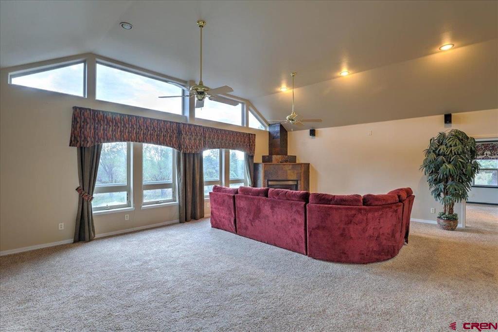 2913 Meadows Drive Property Photo 12