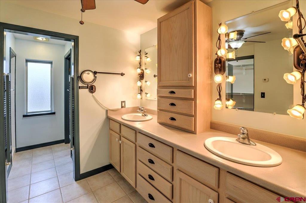2913 Meadows Drive Property Photo 14