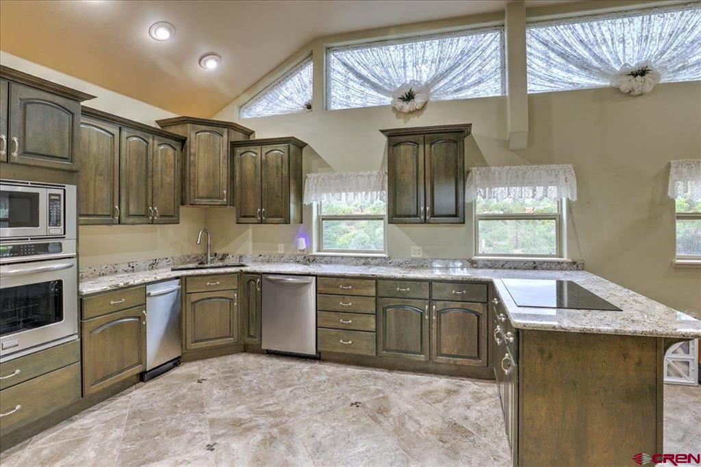 2913 Meadows Drive Property Photo 23
