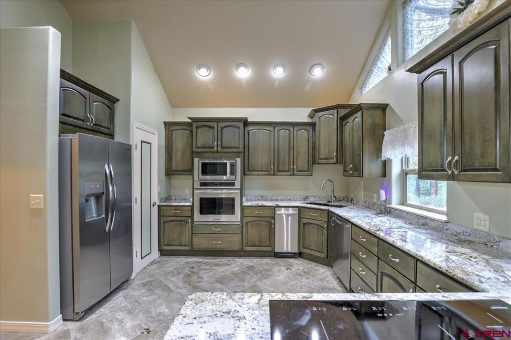 2913 Meadows Drive Property Photo 24