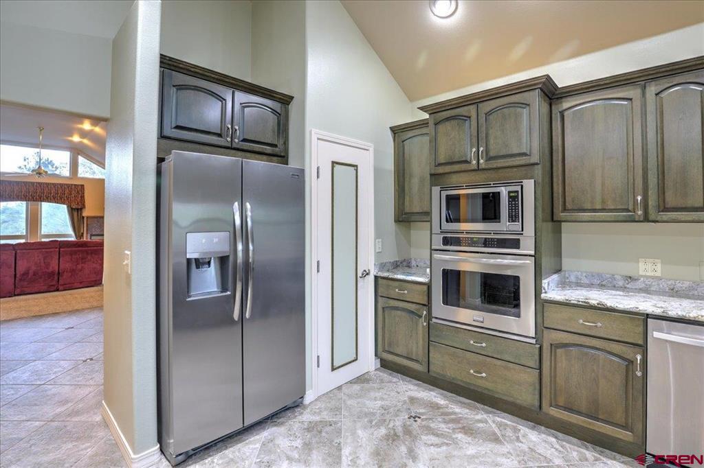 2913 Meadows Drive Property Photo 25