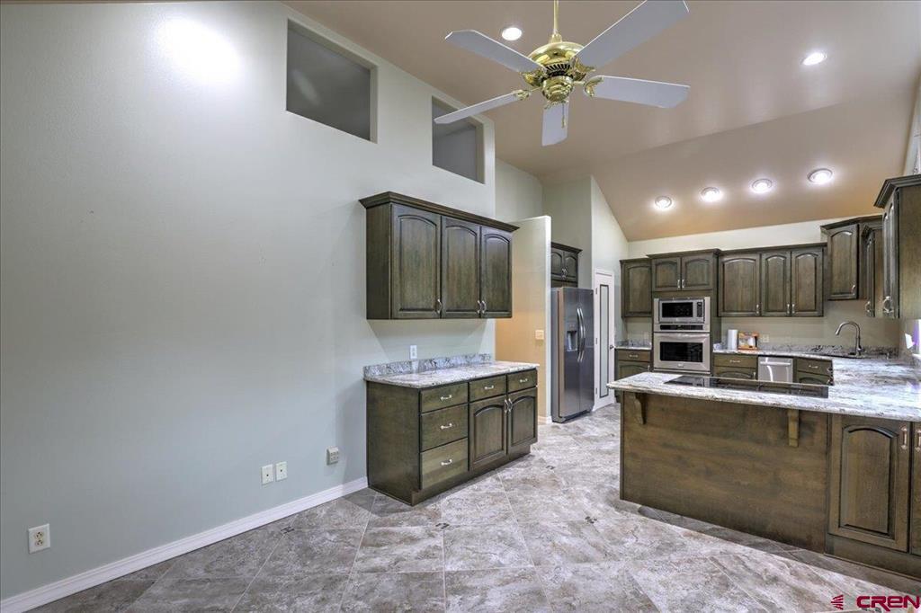 2913 Meadows Drive Property Photo 27