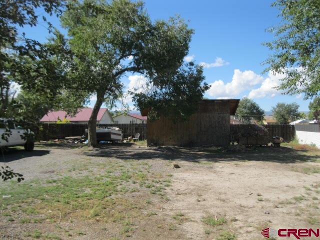 945 N Selig Avenue Property Photo 6