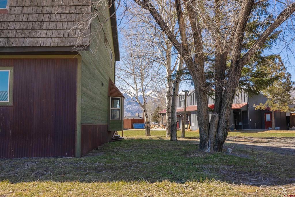 255 Hunter Parkway Property Photo 33