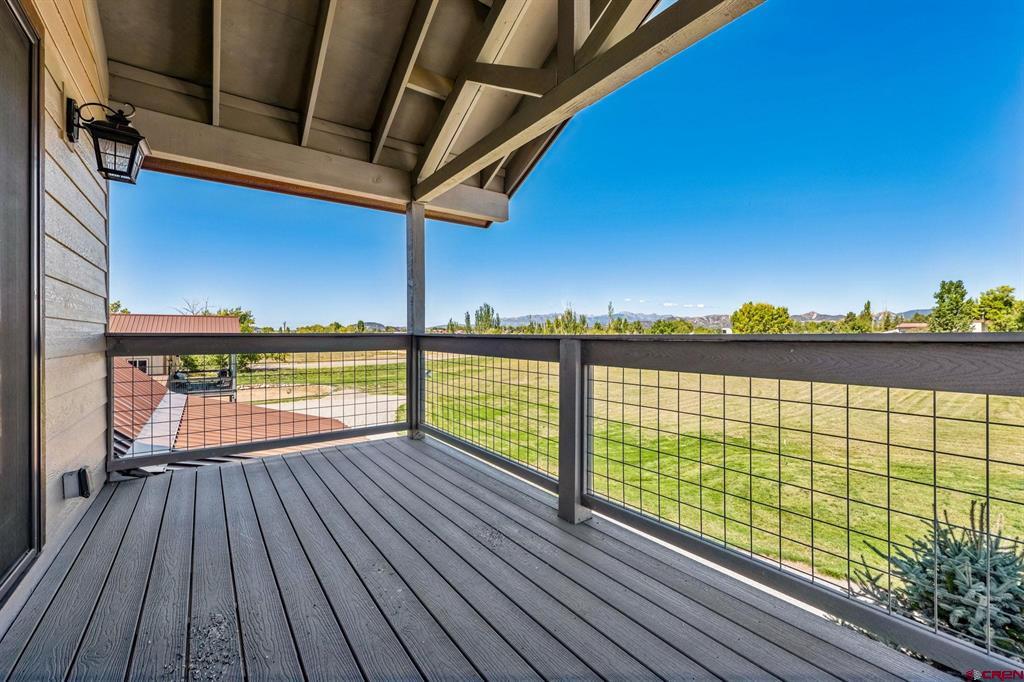 64 Summer Lane Property Photo 7