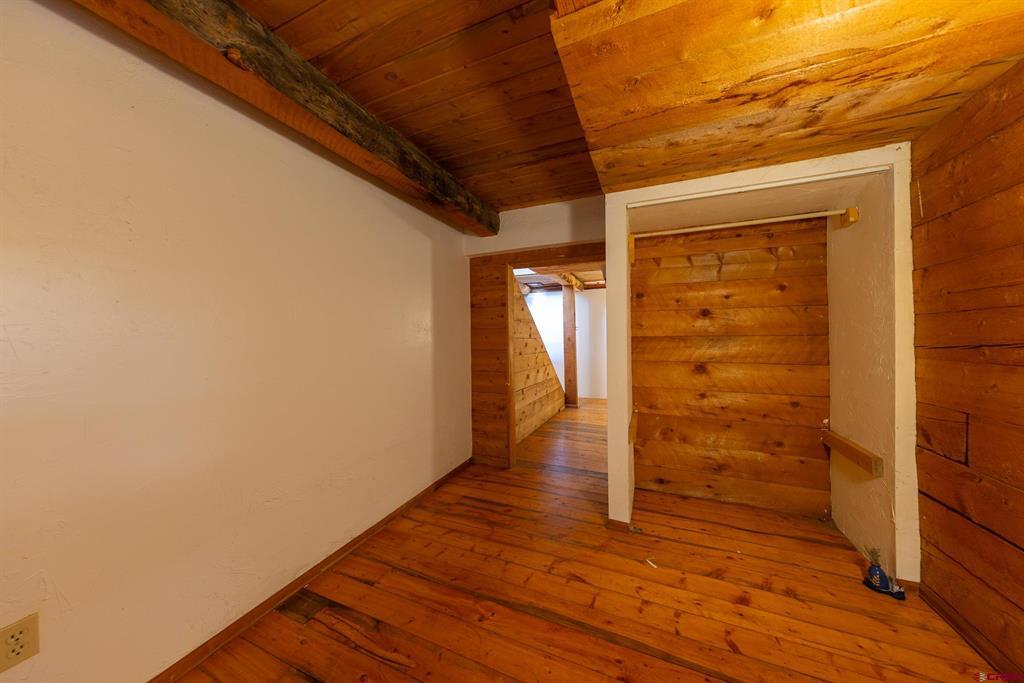 824 County Road 826a Property Photo 33