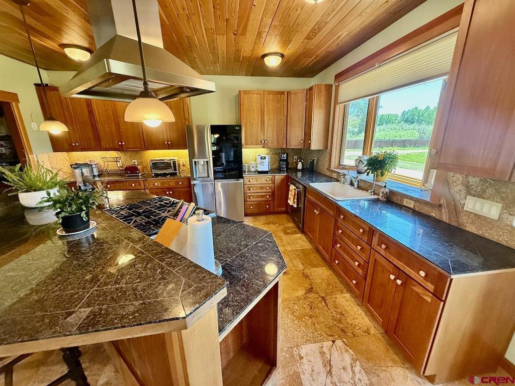 82 Rockey River Lane Property Photo 21