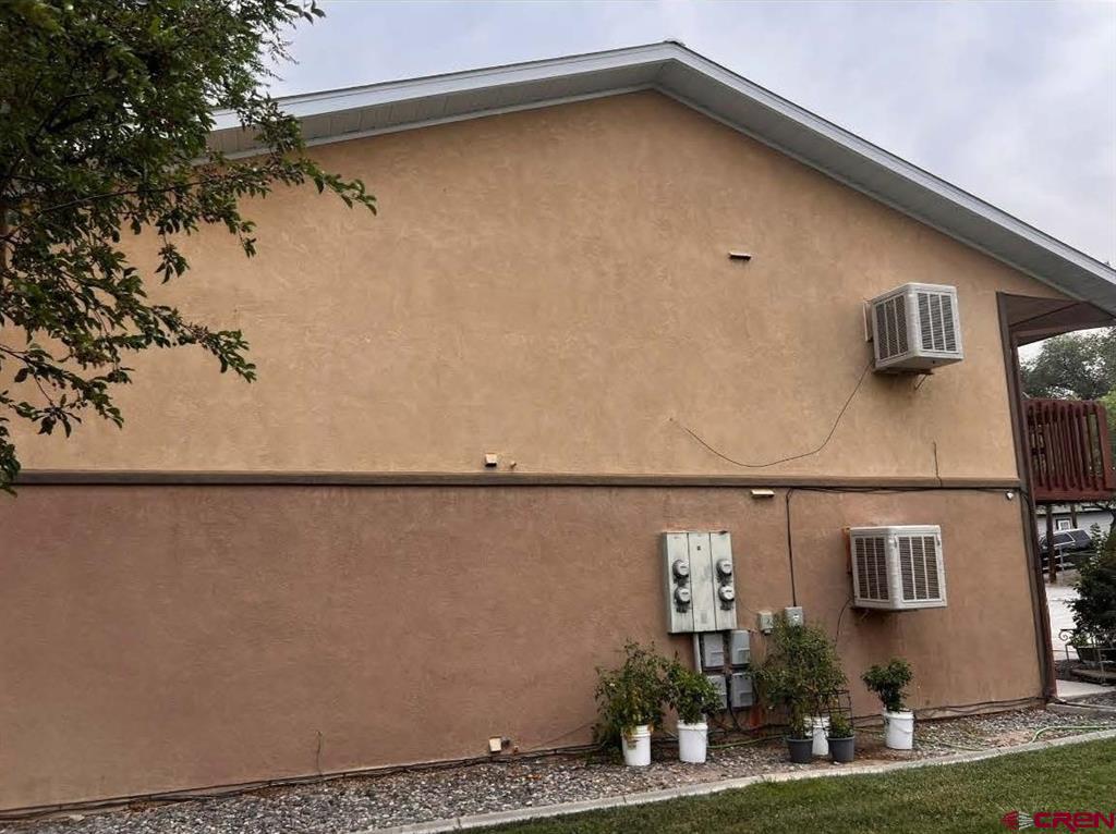 511 Glen Way Property Photo 12